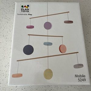 PlanToys Mobile